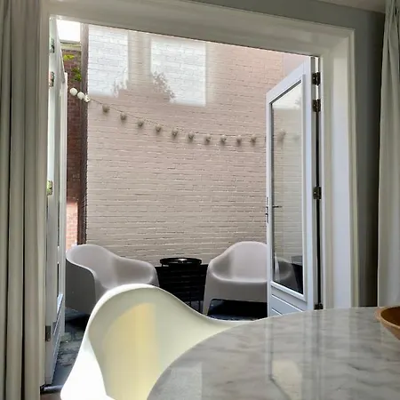 Studio 157, In De Stad Aan De Gracht Kampen Exterior photo